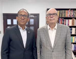 CORPHOTELS rescata la memoria histórica del turismo dominicano en visita al Archivo General de la Nación