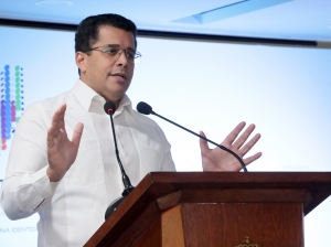 Ministro de Turismo  &quot;Sector turístico recupera más de 80 mil empleos&quot;